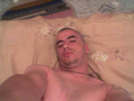 KING IN BED